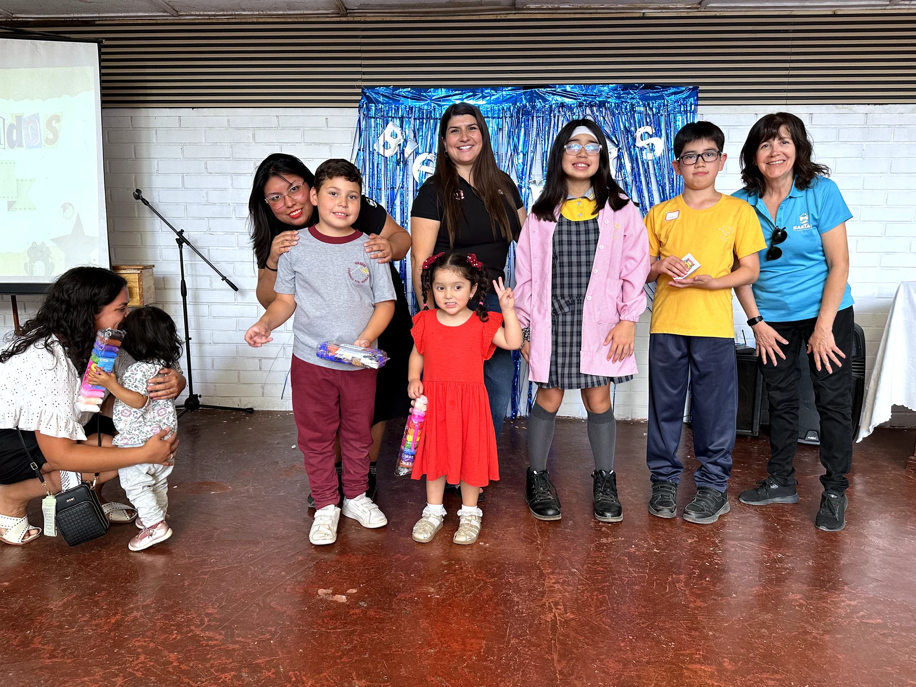 Bienvenida a familias en una sede de Fundación Saetas