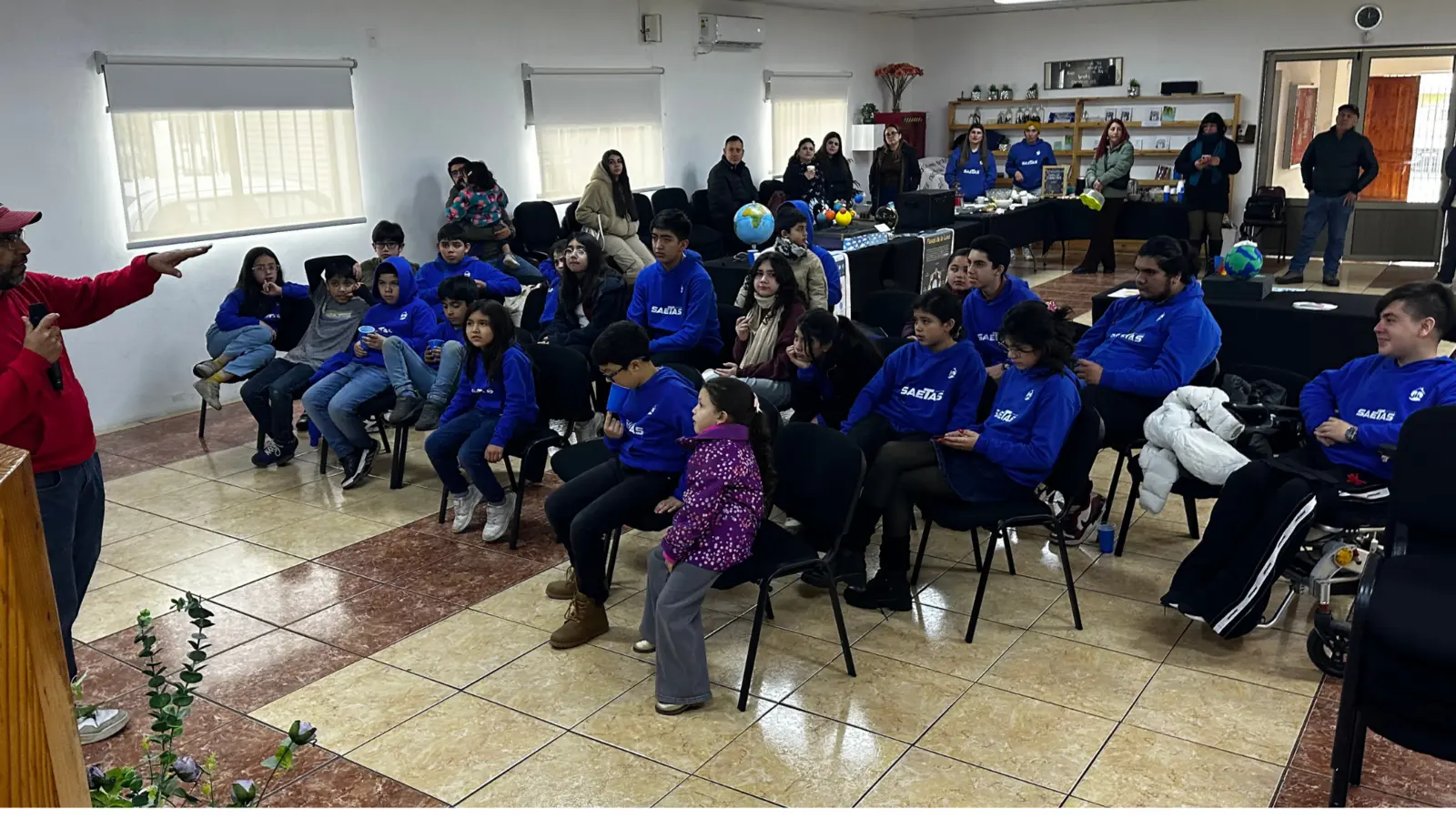 Encuentro de familias y equipo de Fundación Saetas